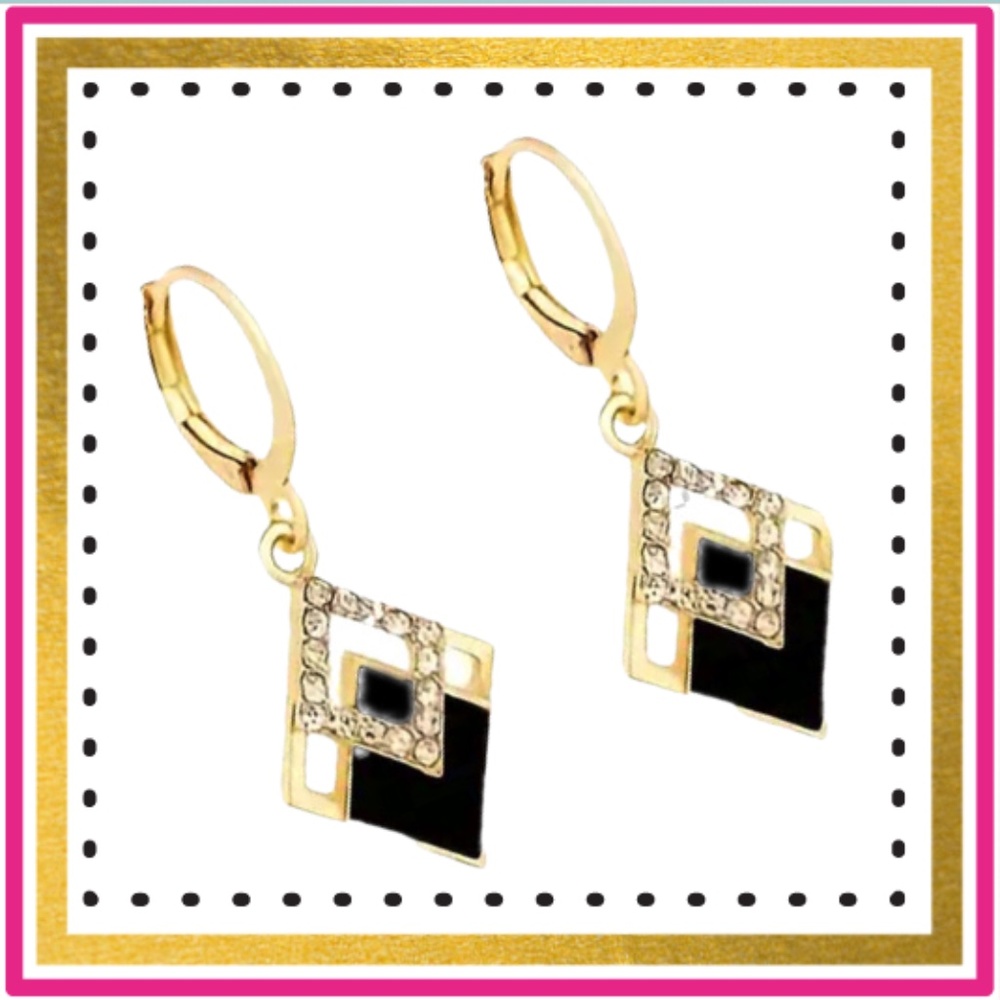 Gorgeous Rhinestone Rhombus Dangle Earrings - About 1.3" Tall-Black &,Gold Color